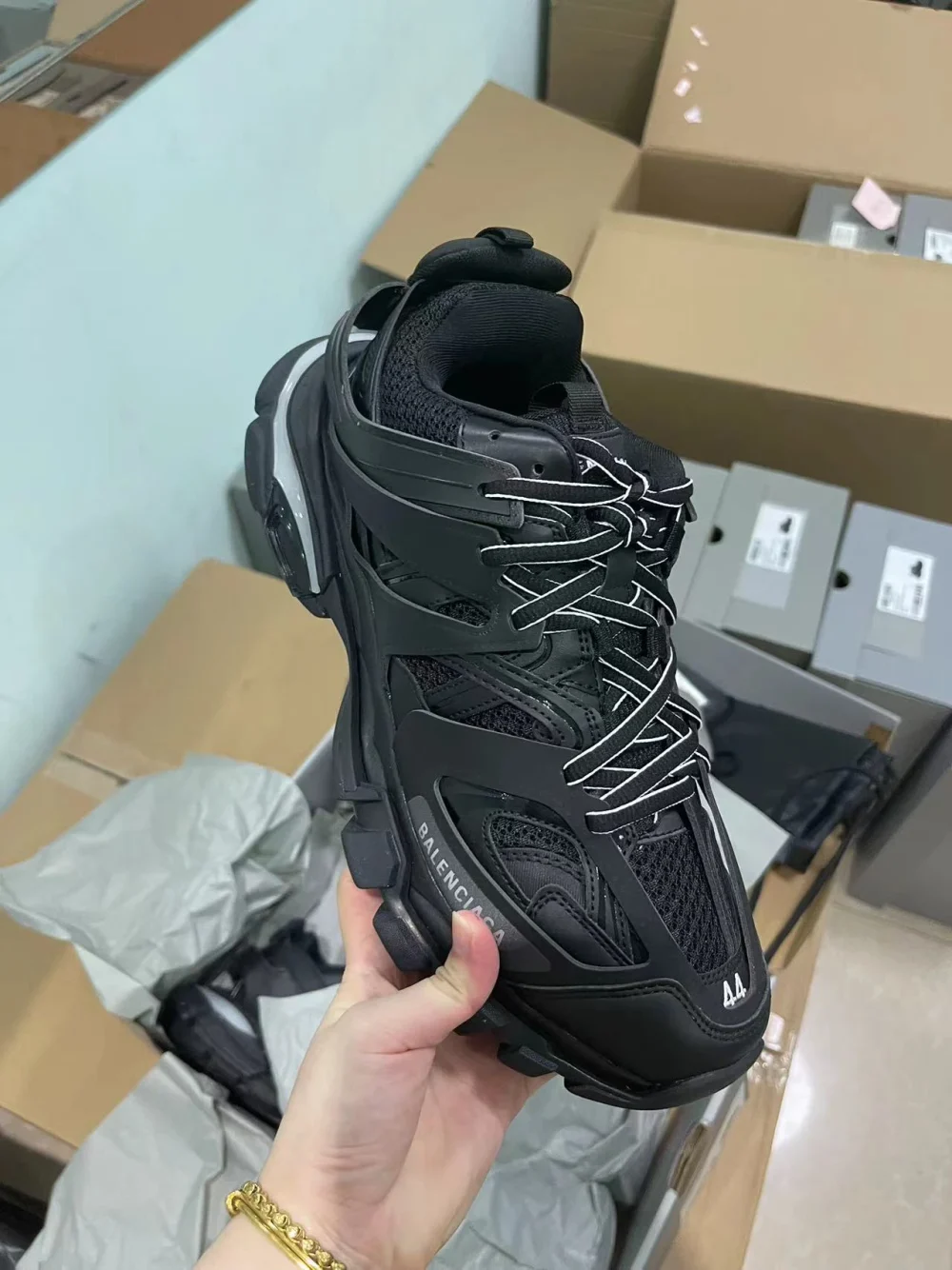 Top Balenciaga Men’s Track Led Sneaker in Black REPS - etkick uk