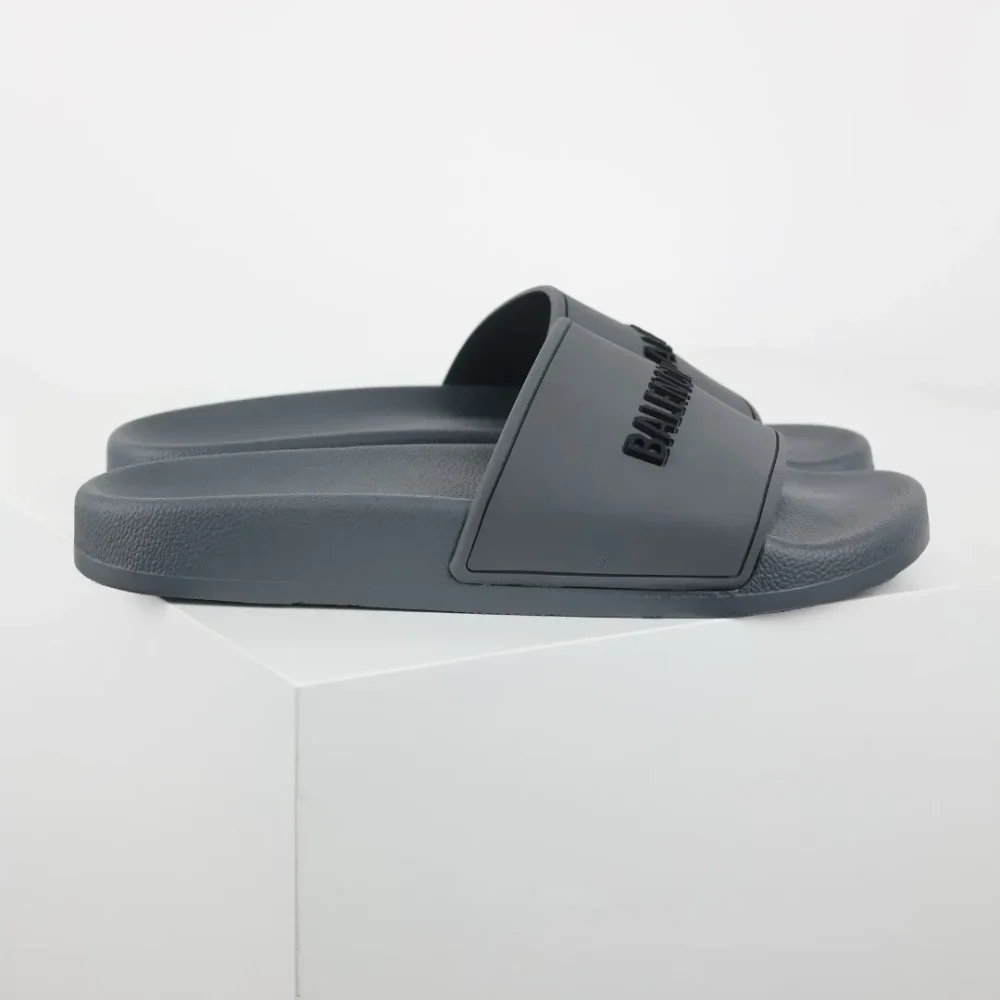 Balenciaga Flip-Flops mit Logo-Print Grey - etkick reps