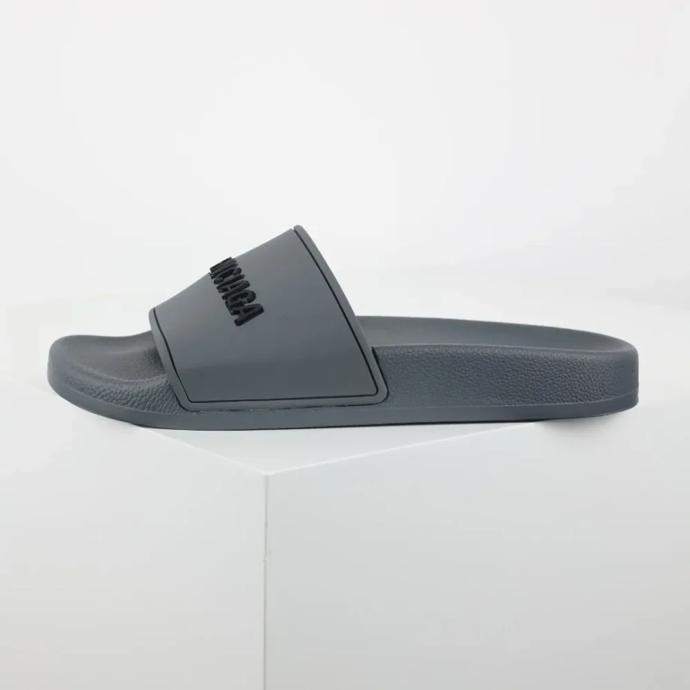 Balenciaga Flip-Flops mit Logo-Print Grey - etkick reps