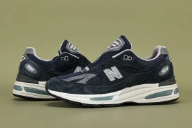 Nb 991V2 Made Of Suede Mesh And Synthetic Leather