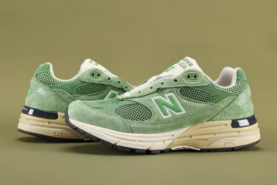 New Balance 993 Chive Sea Salt - etkick reps