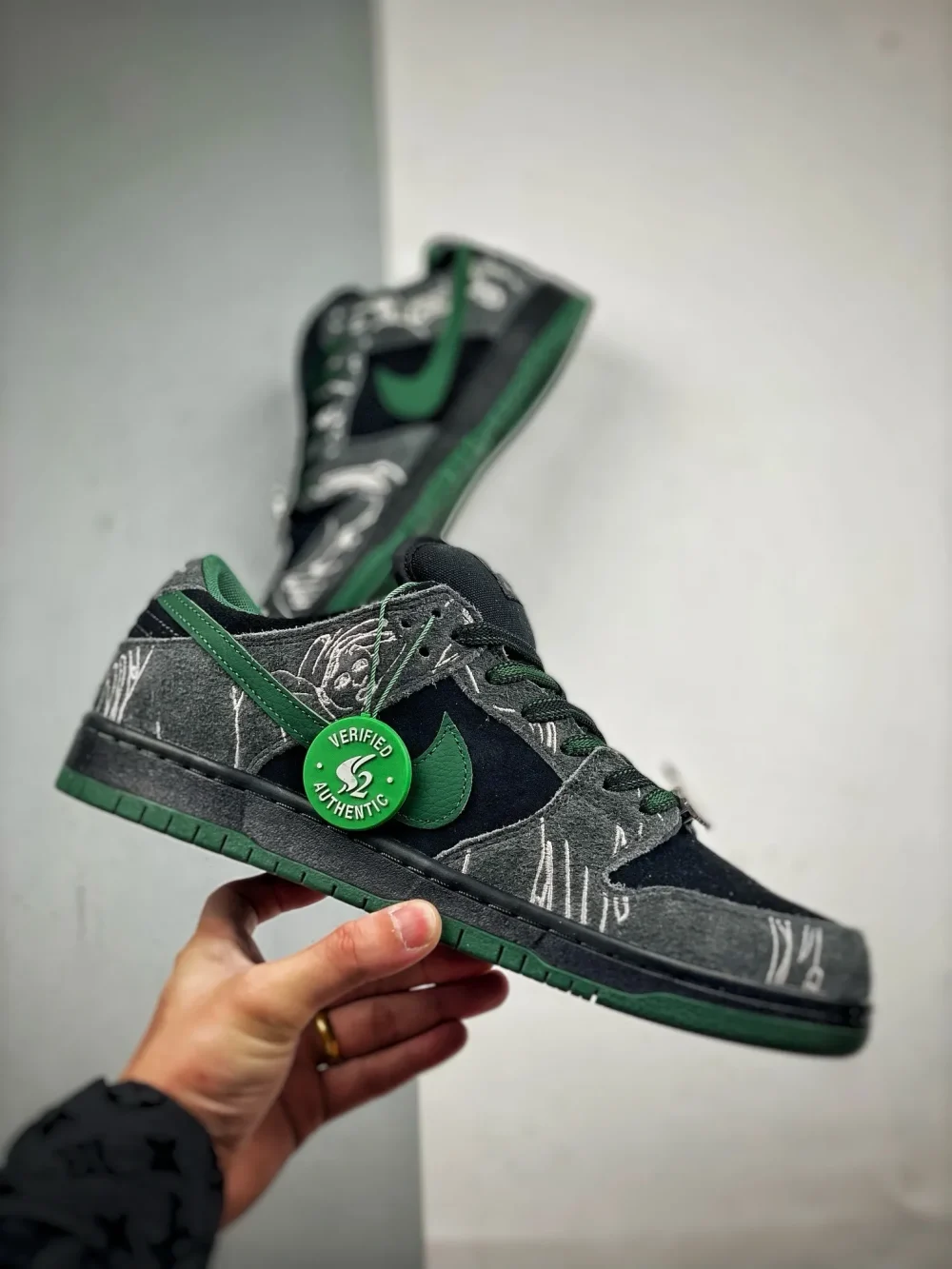 There Skateboards Dunk Low Sneaker Black Green - etkick reps