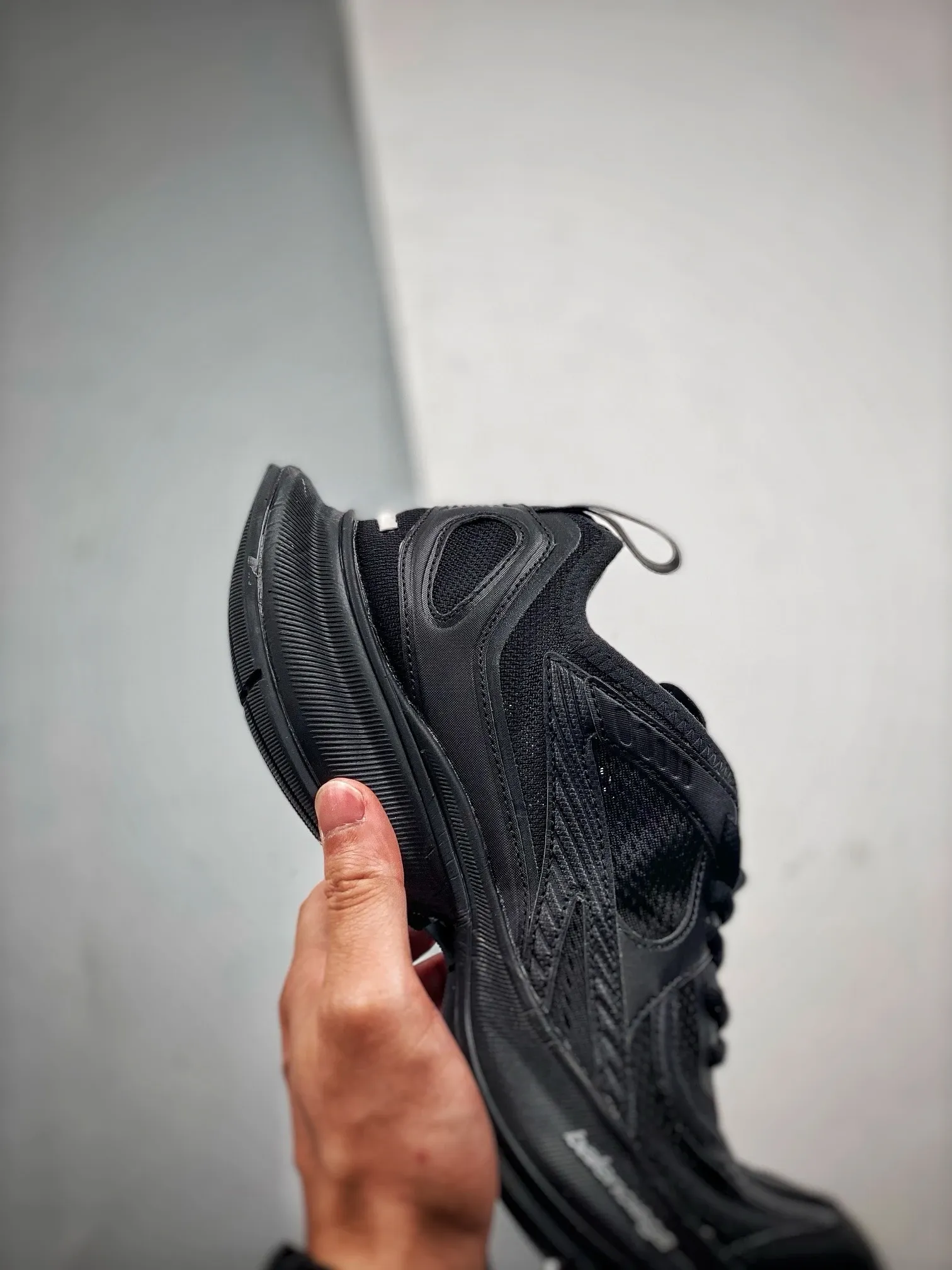 Balenciaga Schwarze Circuit Low-Top-Sneaker Reps