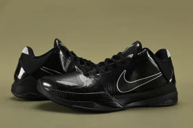 Kobe 5 Blackout Men