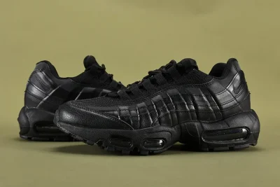 Air Max 95 Essential Triple Black - etkick reps