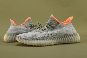 Yeezy Boost 350 V2 "Desert Sage" Top Version