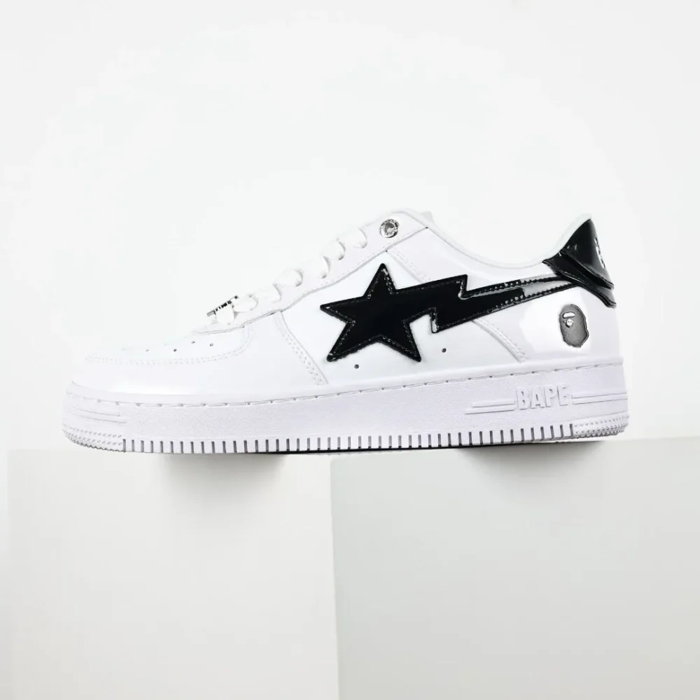 A BATHING APE STA Sneakers in White and Black - etkick reps