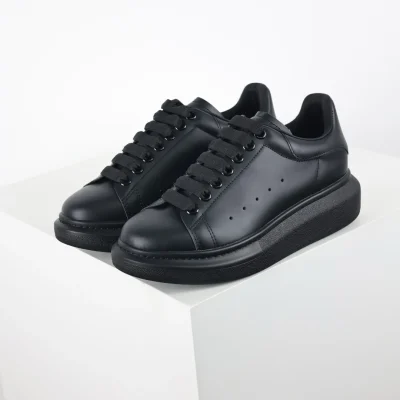 Alexander McQueen white shoes “Black” - etkick reps