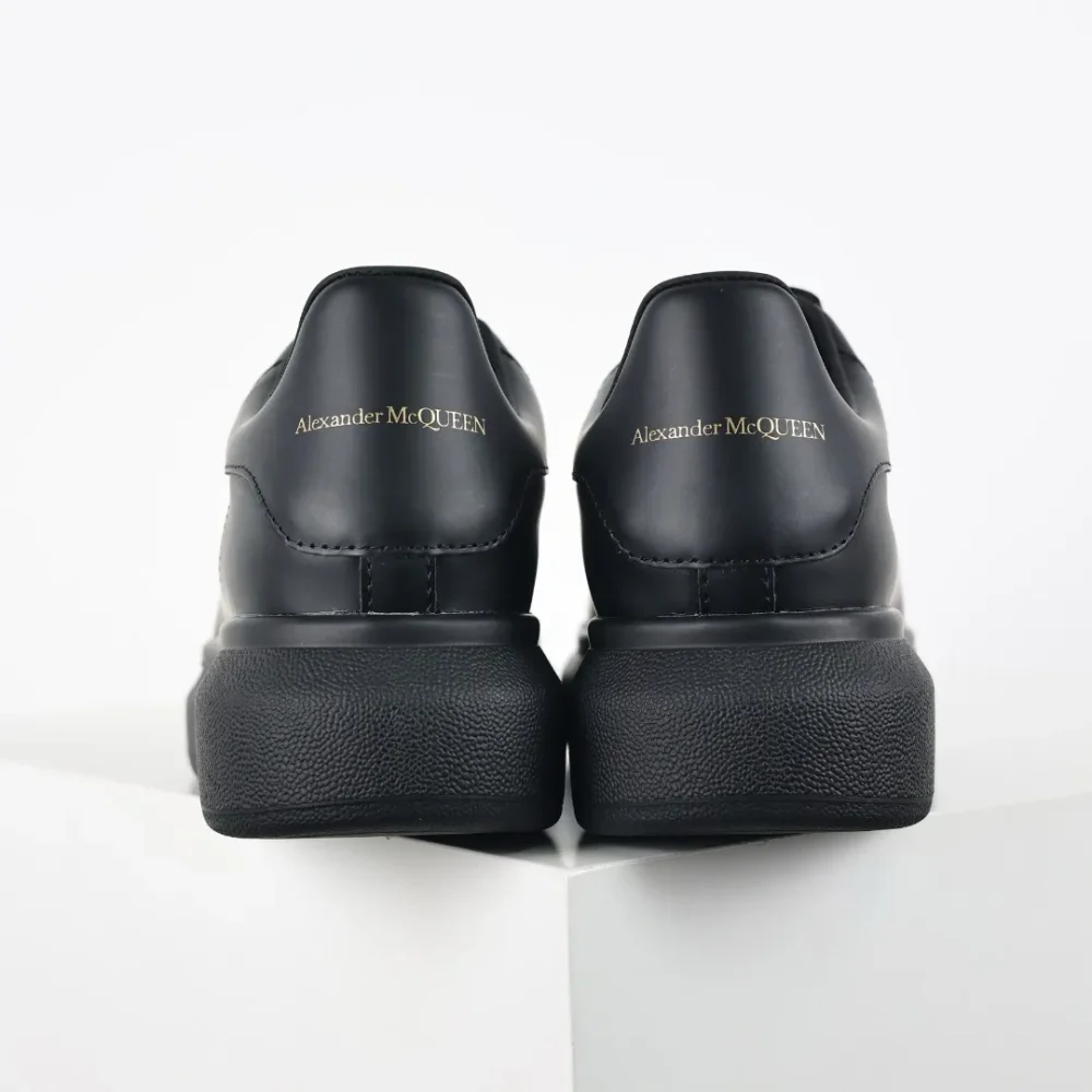 Alexander McQueen white shoes “Black” - etkick reps