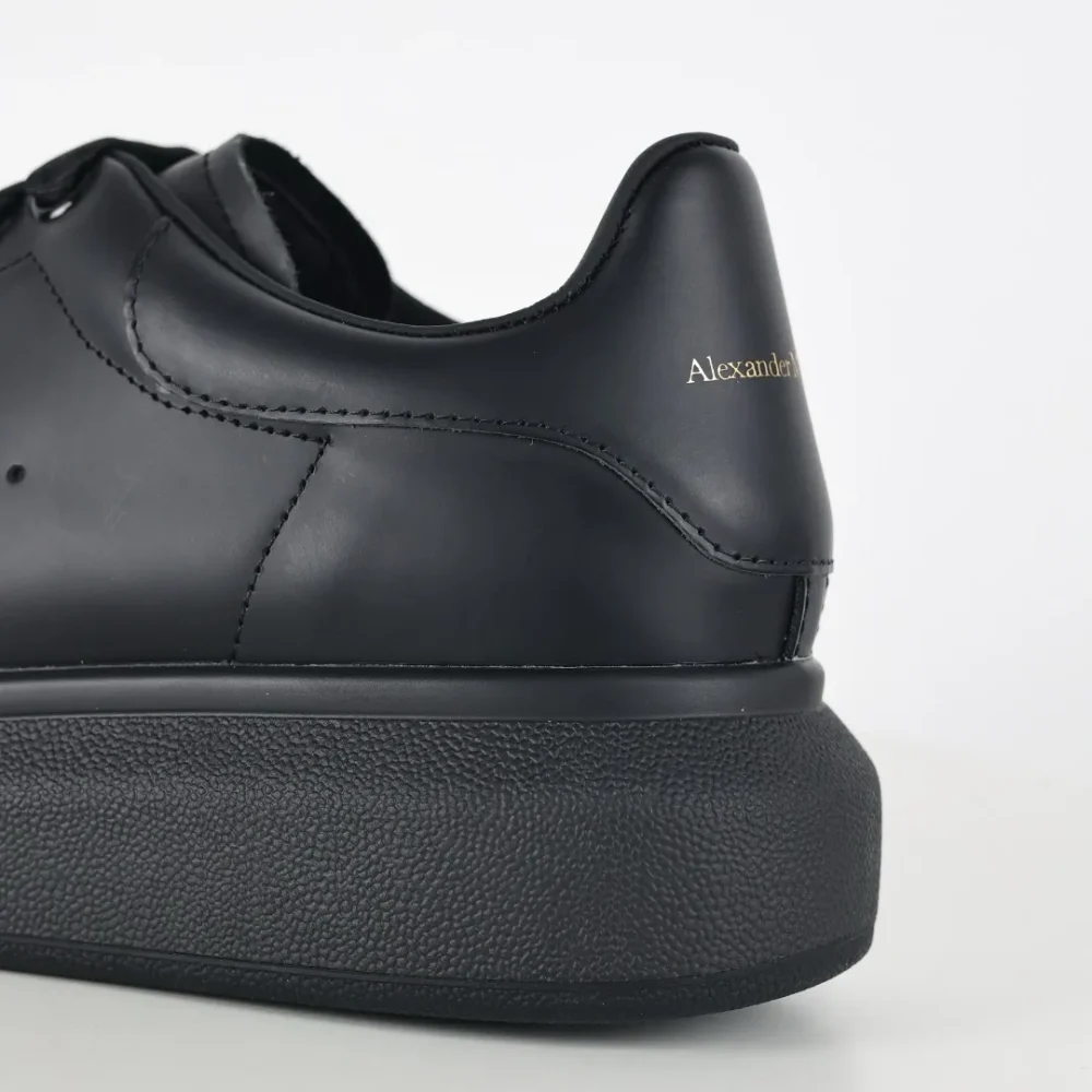 Alexander McQueen white shoes “Black” - etkick reps