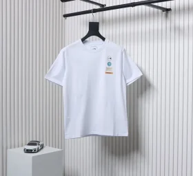 The North Face T-Shirt mit buntem Badge-Print