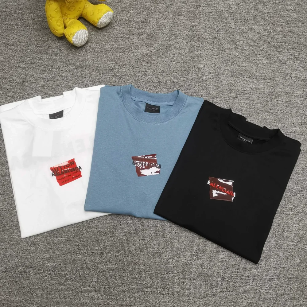 Balenciaga With Front And Back Logo Embroidery And Laminated Letter Logo Black T-Shirt - etkick reps