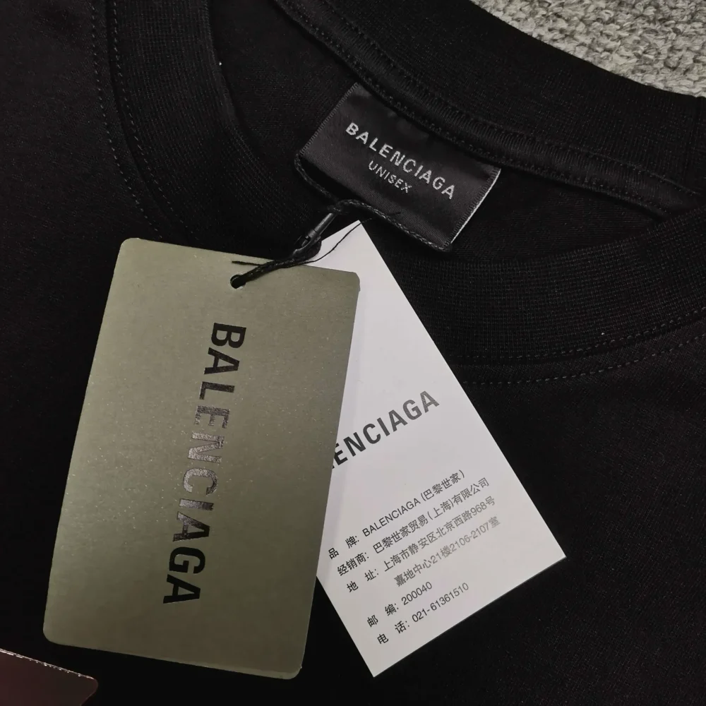 Balenciaga With Front And Back Logo Embroidery And Laminated Letter Logo Black T-Shirt - etkick reps