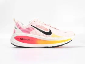 Vomero 18 Running Shoes White Orange Pink Women