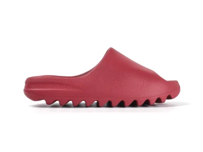 Yeezy Slides ‚Weinrot‘ Matt ID5988 - etkick reps