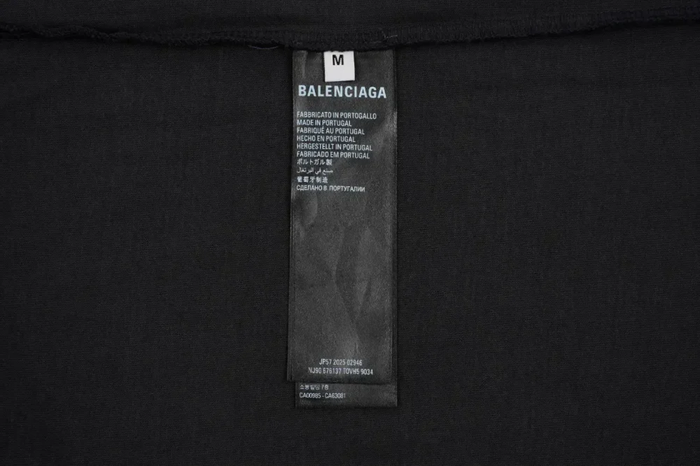 Balenciaga Classic White T-Shirt With Black Tape Print - etkick reps