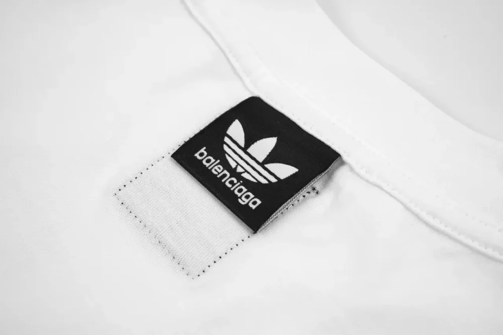 Balenciaga Double-Sided Short-Sleeved Shirt With Three Bars And Co-Branding - etkick reps