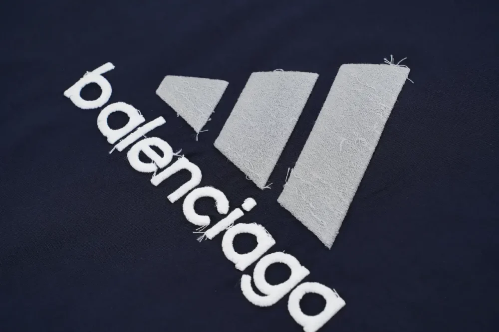 Balenciaga Double-Sided Short-Sleeved Shirt With Three Bars And Co-Branding - etkick reps