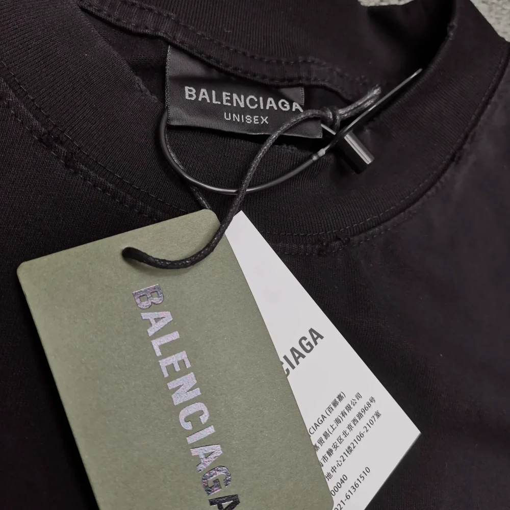 Balenciaga Short Sleeves With Embroidered Double B Logo On The Front - etkick reps