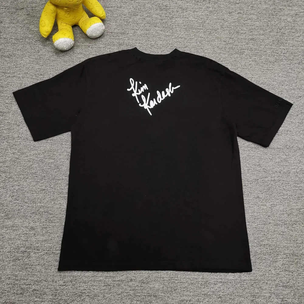Balenciaga T-shirt with Brand Ambassador Fan Club lettering - etkick reps