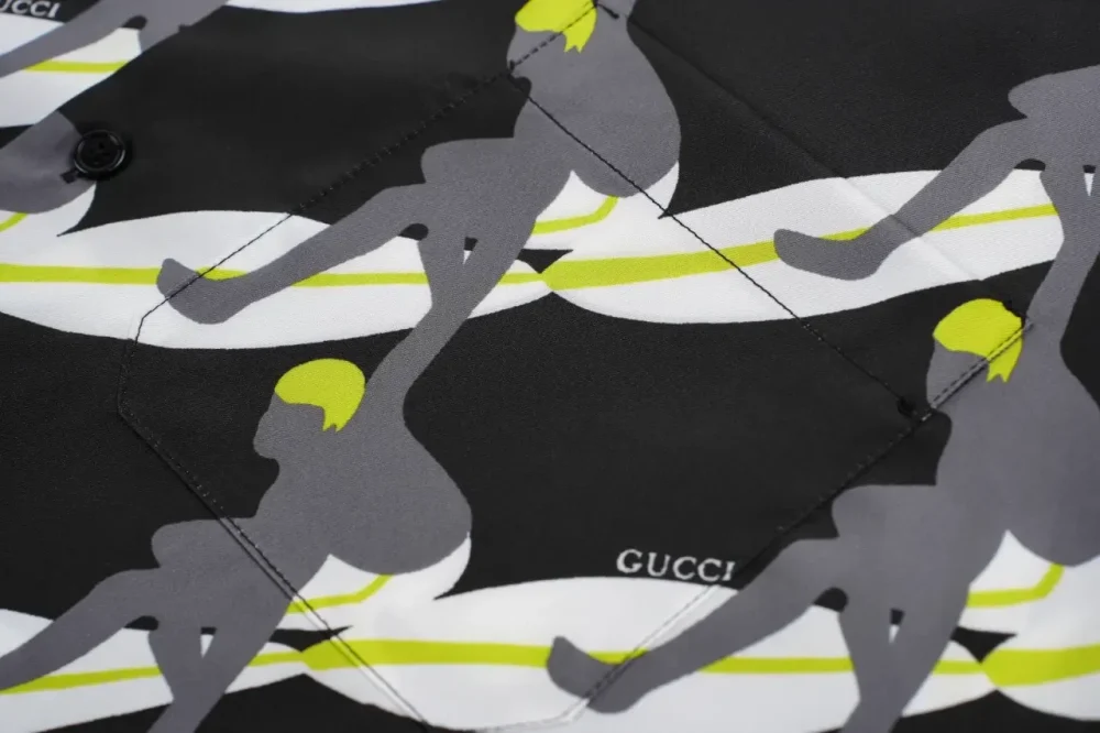D10r Surfer Print In Black And White T-Shirt - etkick reps