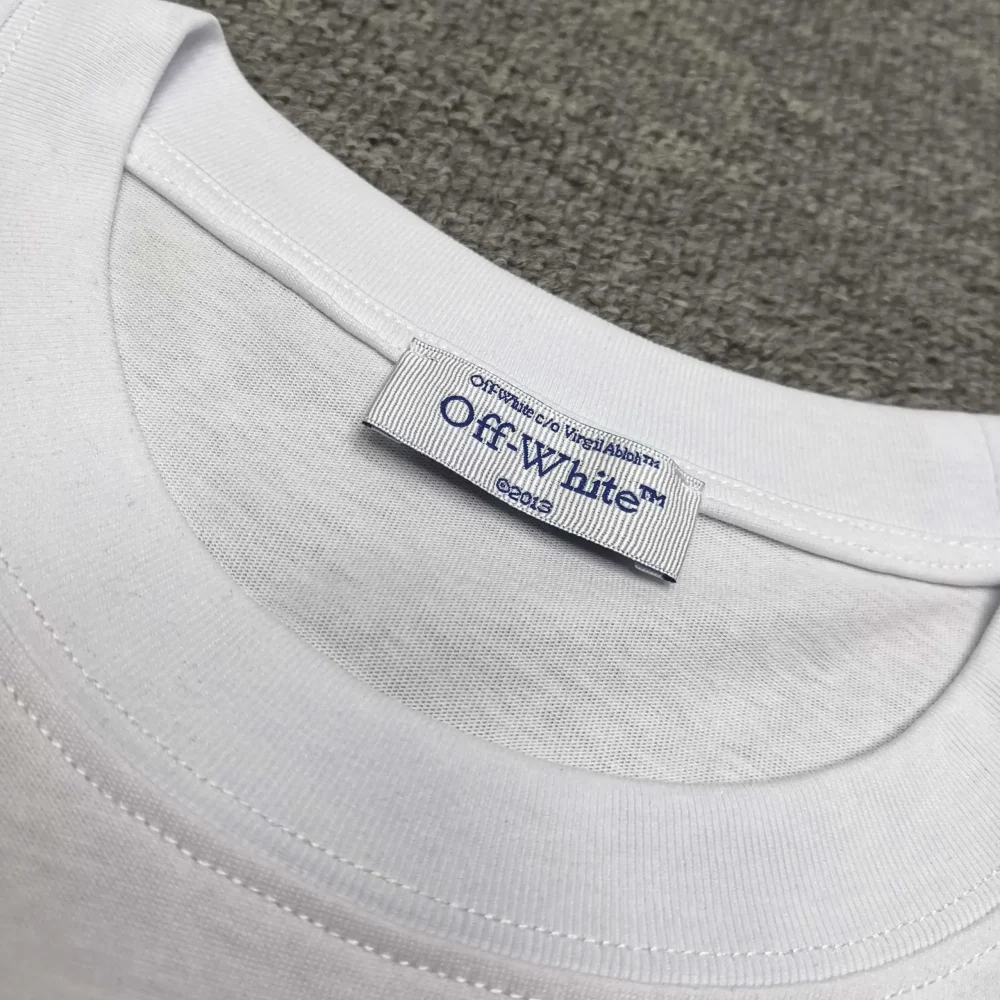 Off-White With Colorful Painted Words And A Loose Fit T-Shirt - etkick reps