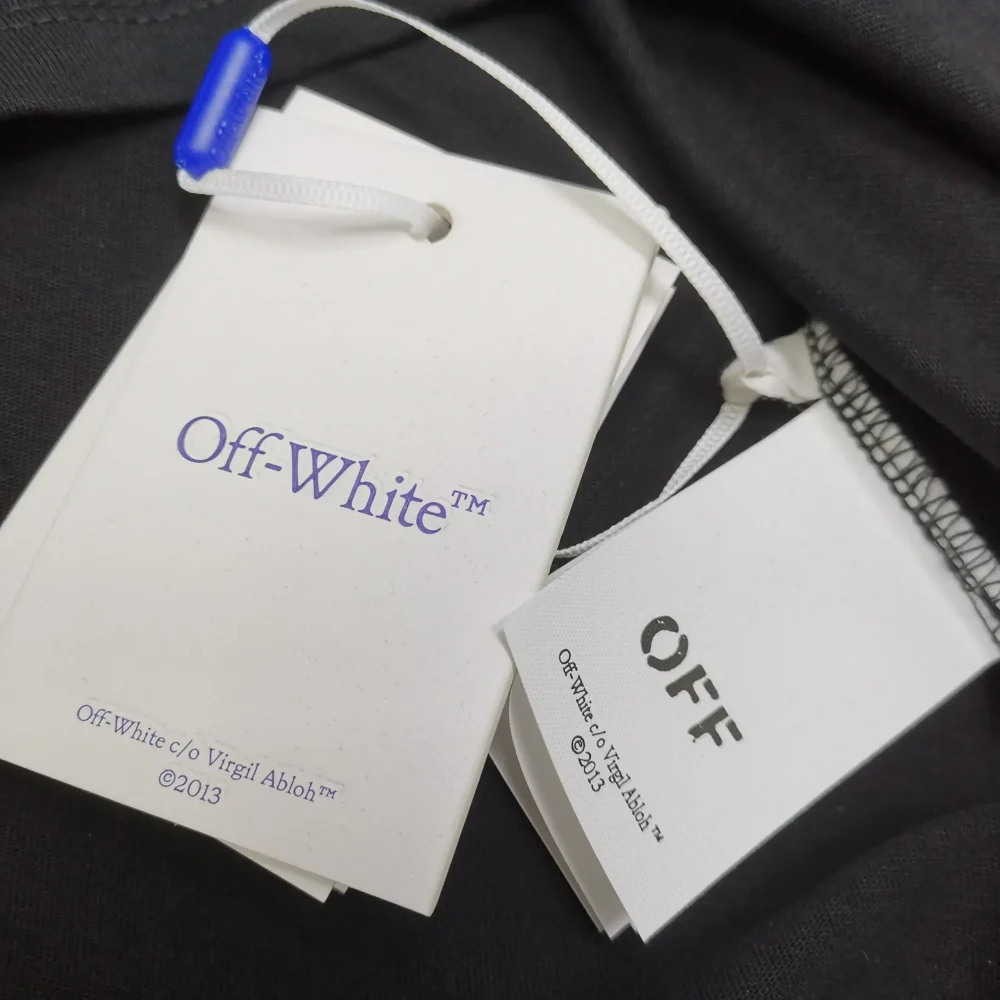 Off-White With Colorful Painted Words And A Loose Fit T-Shirt - etkick reps