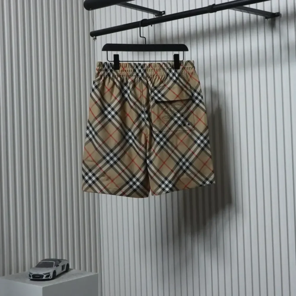 BU Men's twill shorts - Image 2