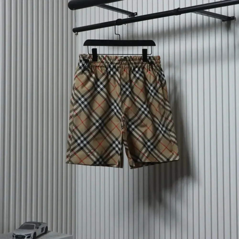 BU Men's twill shorts