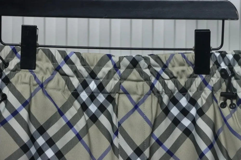 BU Men's twill shorts - Image 41