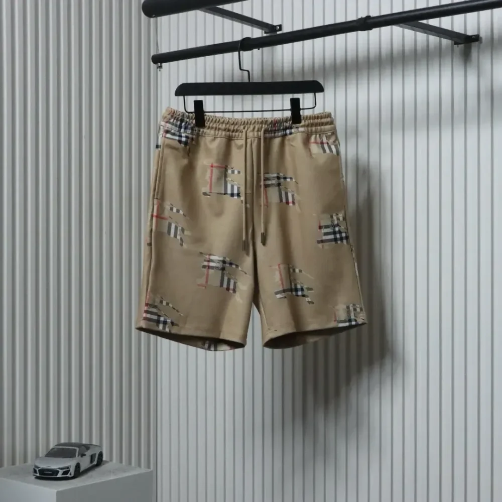 BU Shorts With Checked Warhorse Print