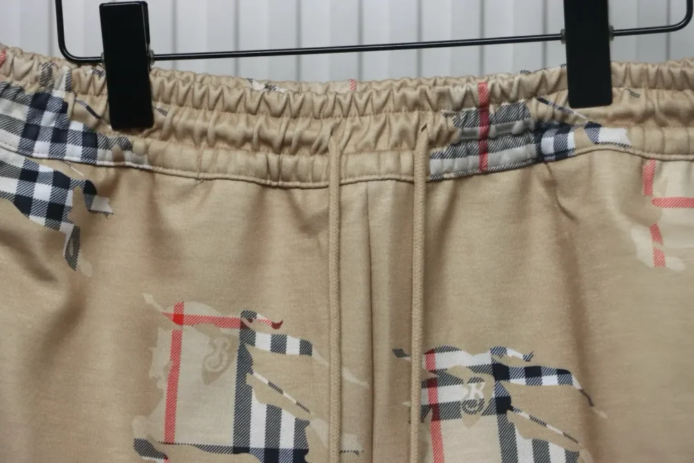 BU Shorts With Checked Warhorse Print - Image 3