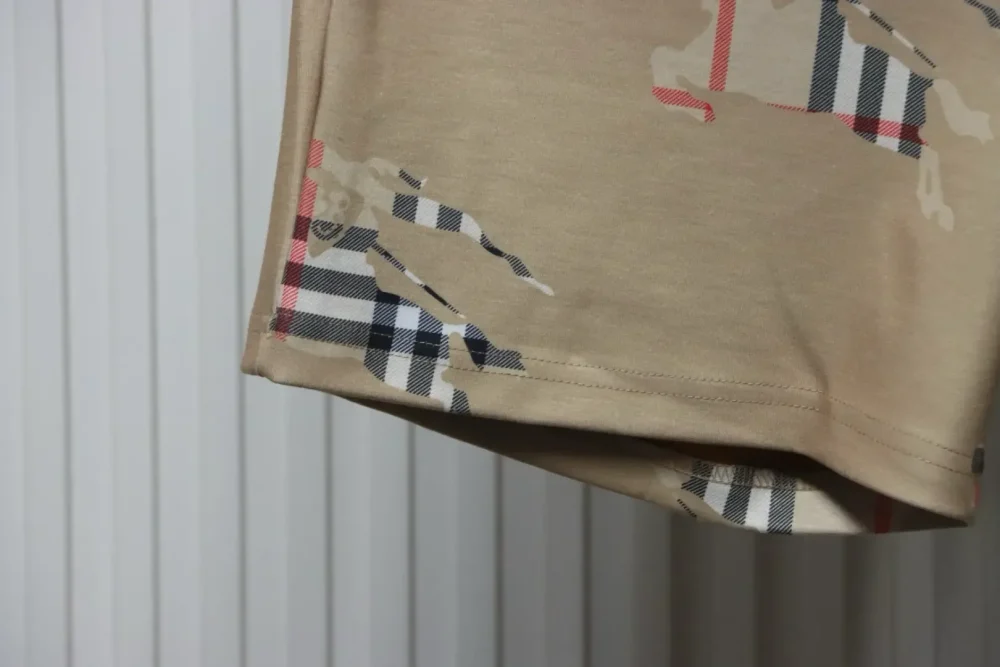 BU Shorts With Checked Warhorse Print - Image 7