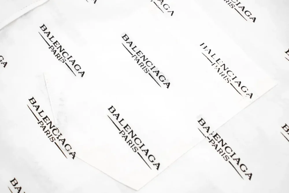 Balenciaga Limited Edition Short-Sleeved Shirt With Letter Print In White - Image 5