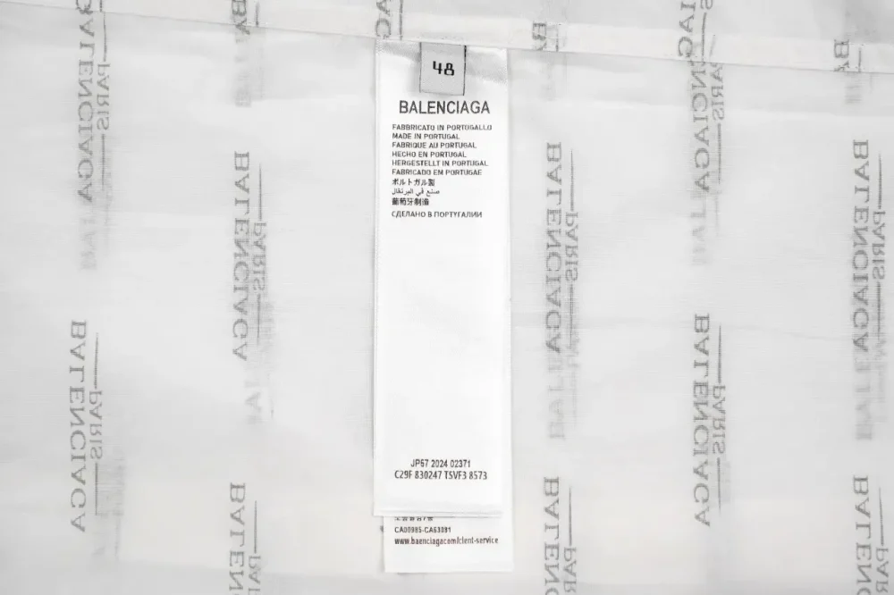 Balenciaga Limited Edition Short-Sleeved Shirt With Letter Print In White - Image 9