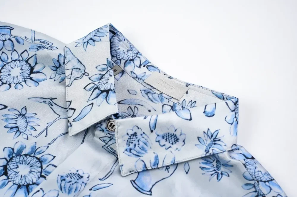 DI Light Blue T-Shirt With Porcelain Floral Print - Image 5