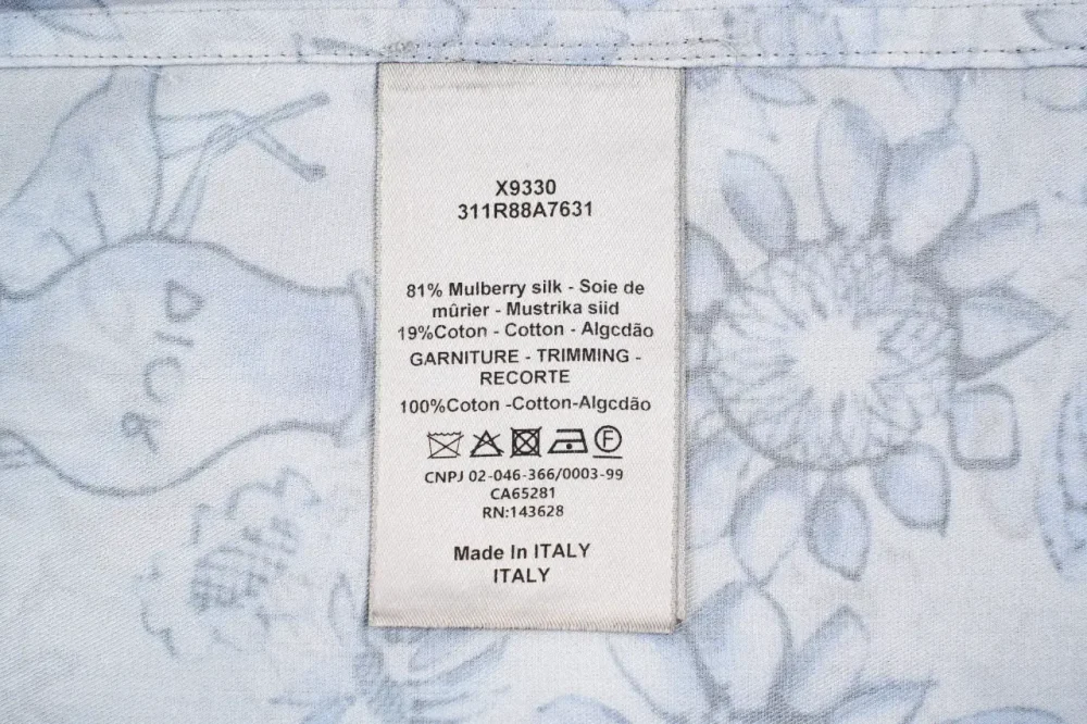DI Light Blue T-Shirt With Porcelain Floral Print - Image 9