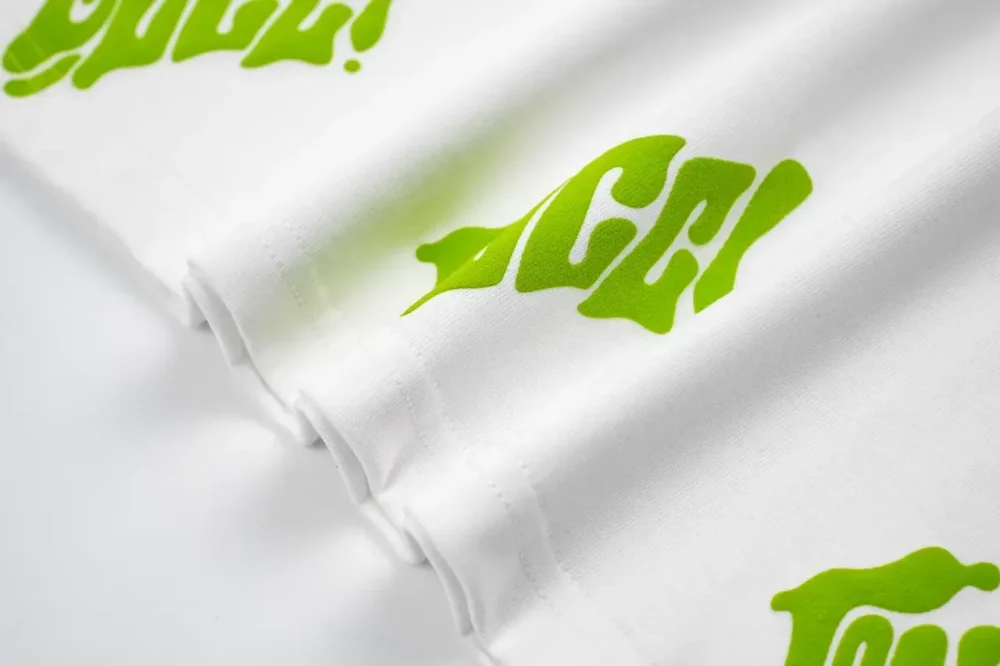 GU Lime green short-sleeved shirt with G embroidery - Image 6