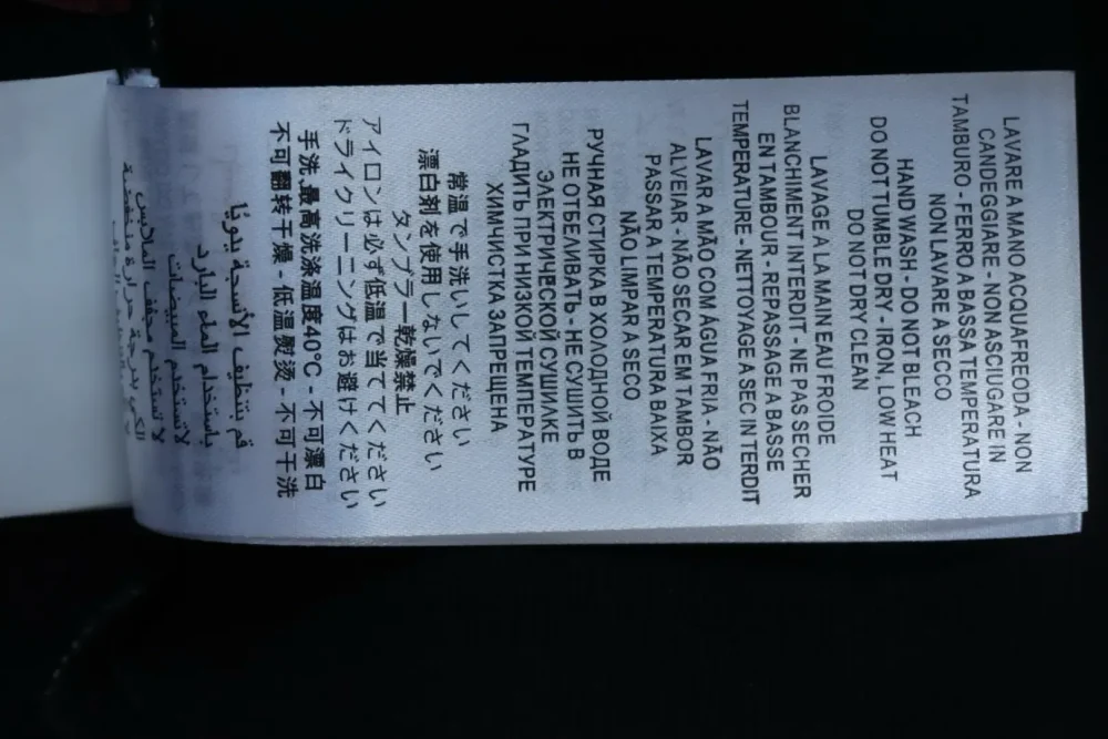 GU Shorts With All-Over Print - Image 11
