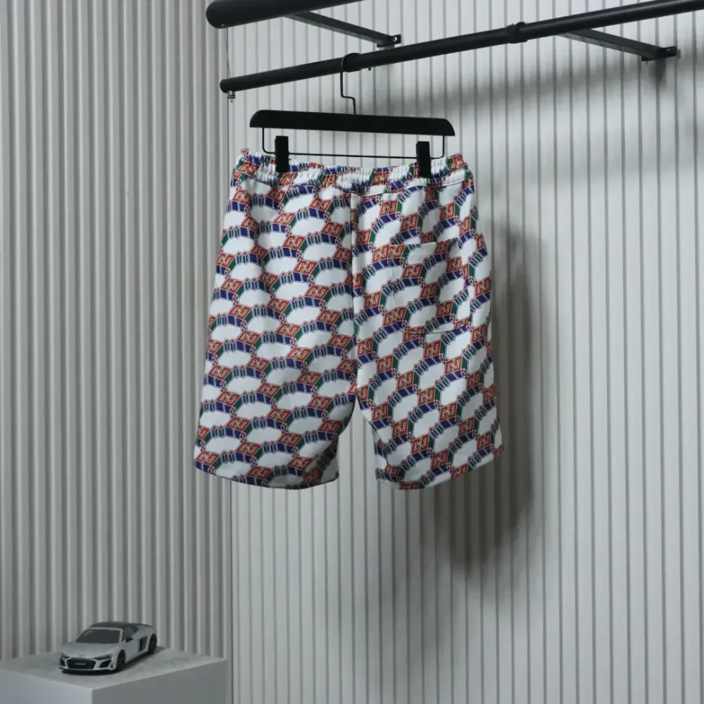 GU Shorts With All-Over Print - Image 13