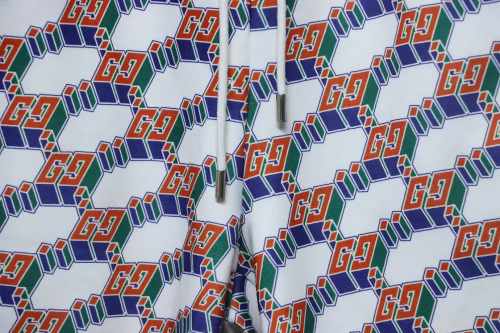 GU Shorts With All-Over Print - Image 15