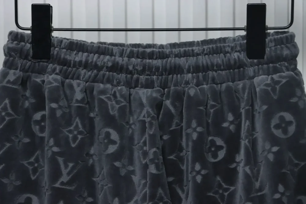 LU Towel-Flocked Jacquard Shorts With Monogram - Image 8