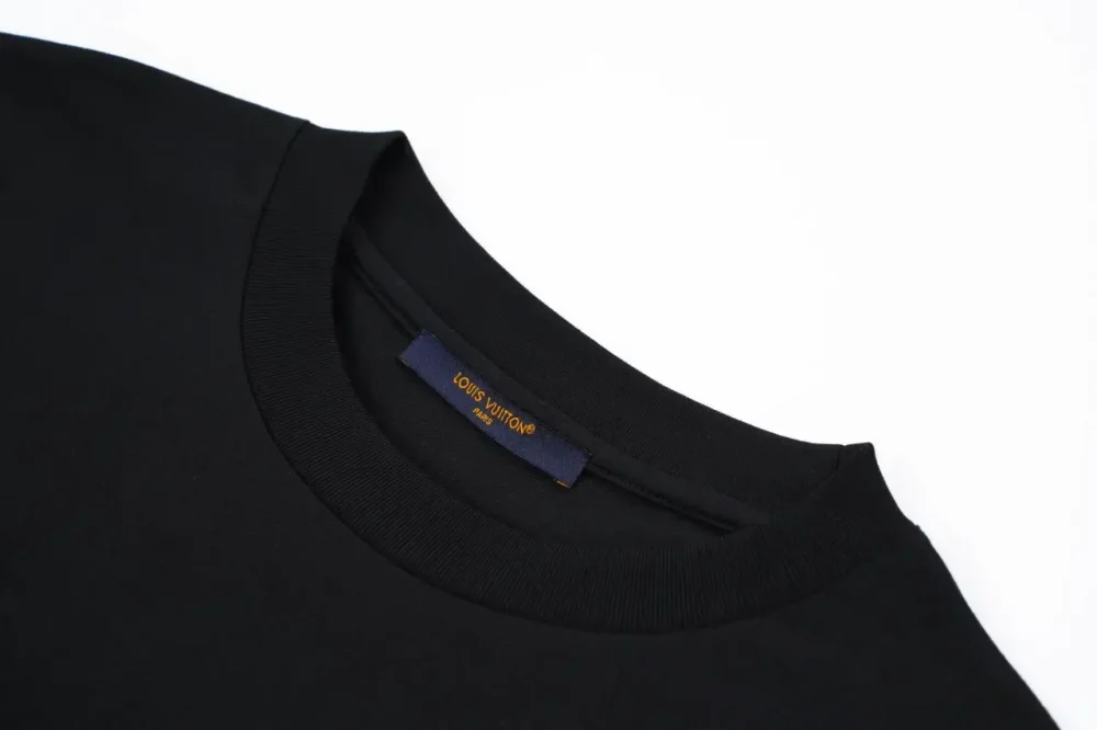 LU Two-Tone Gradient Short Sleeve Black - Image 4