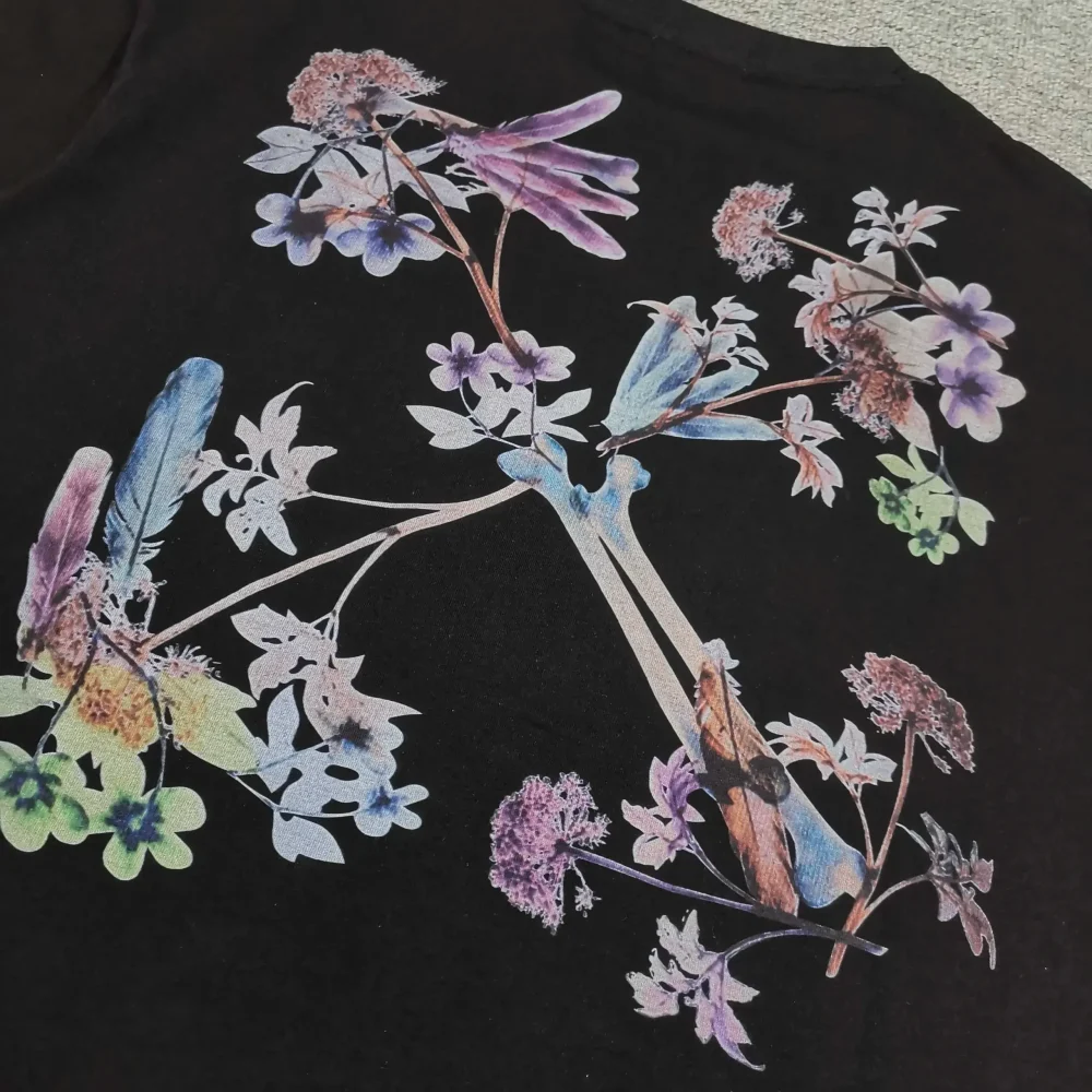 Off White New Loose T-Shirt With Floral Graffiti - etkick reps