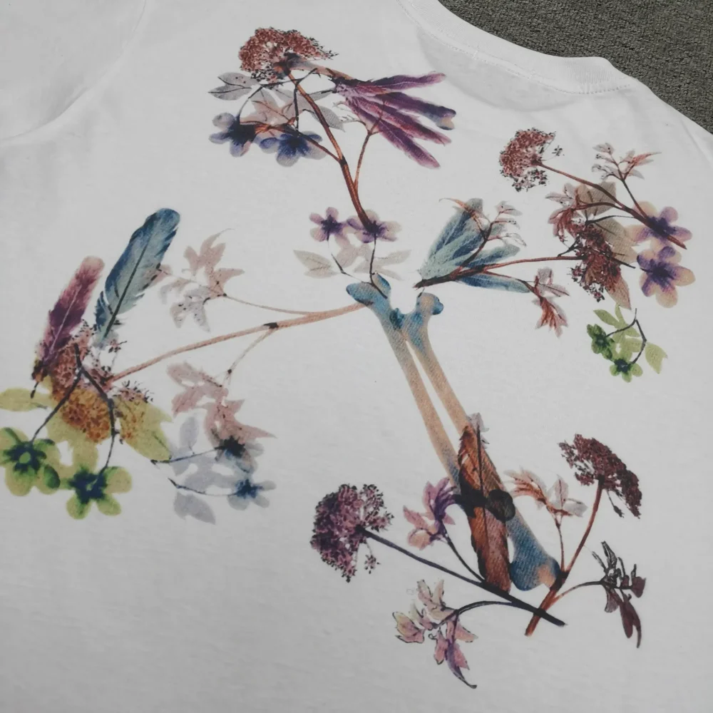 Off White New Loose T-Shirt With Floral Graffiti - etkick reps