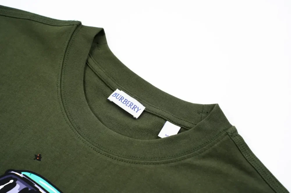 Vintage Car Couple T-Shirt Reps - Image 13