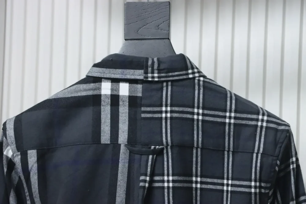 BU Classic Shirt With Brushed Stripe And Double Seam - Image 16