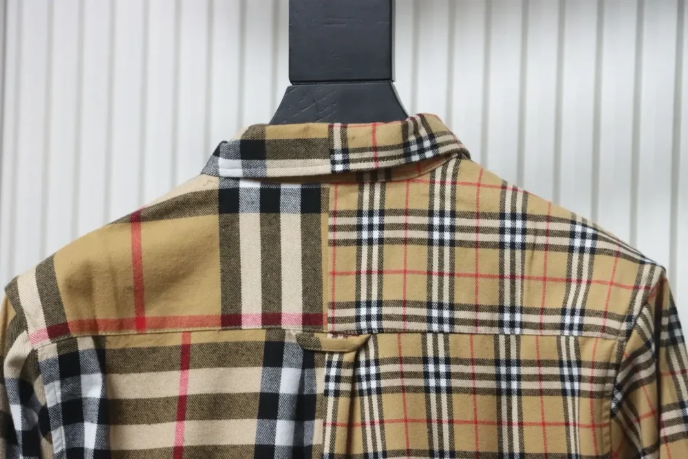 BU Classic Shirt With Brushed Stripe And Double Seam - Image 4