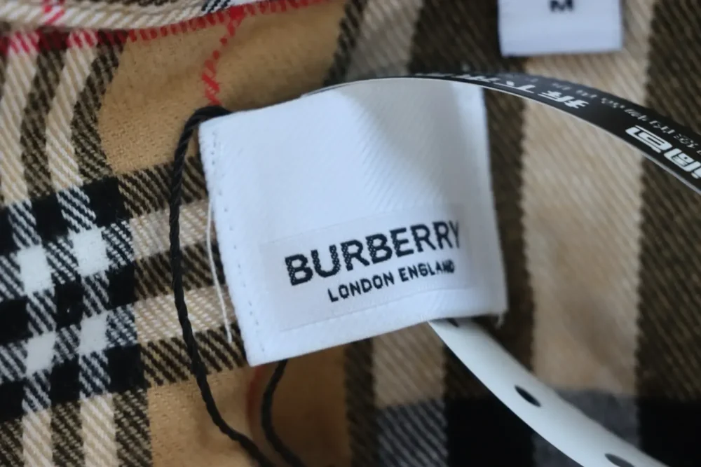 BU Classic Shirt With Brushed Stripe And Double Seam - Image 9