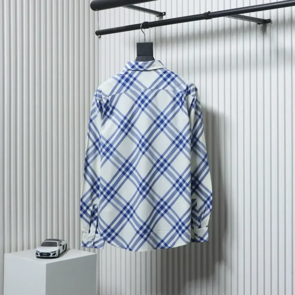 BU Cotton Shirt With A Large Check Pattern In Blue And White - Image 2
